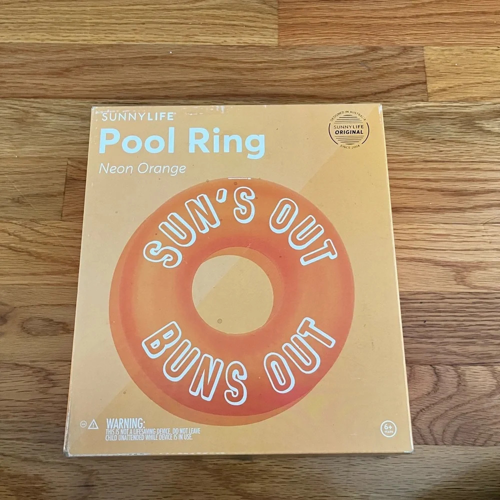 SunnyLife Suns Out Buns Out Pool Float - Picture 2 of 4